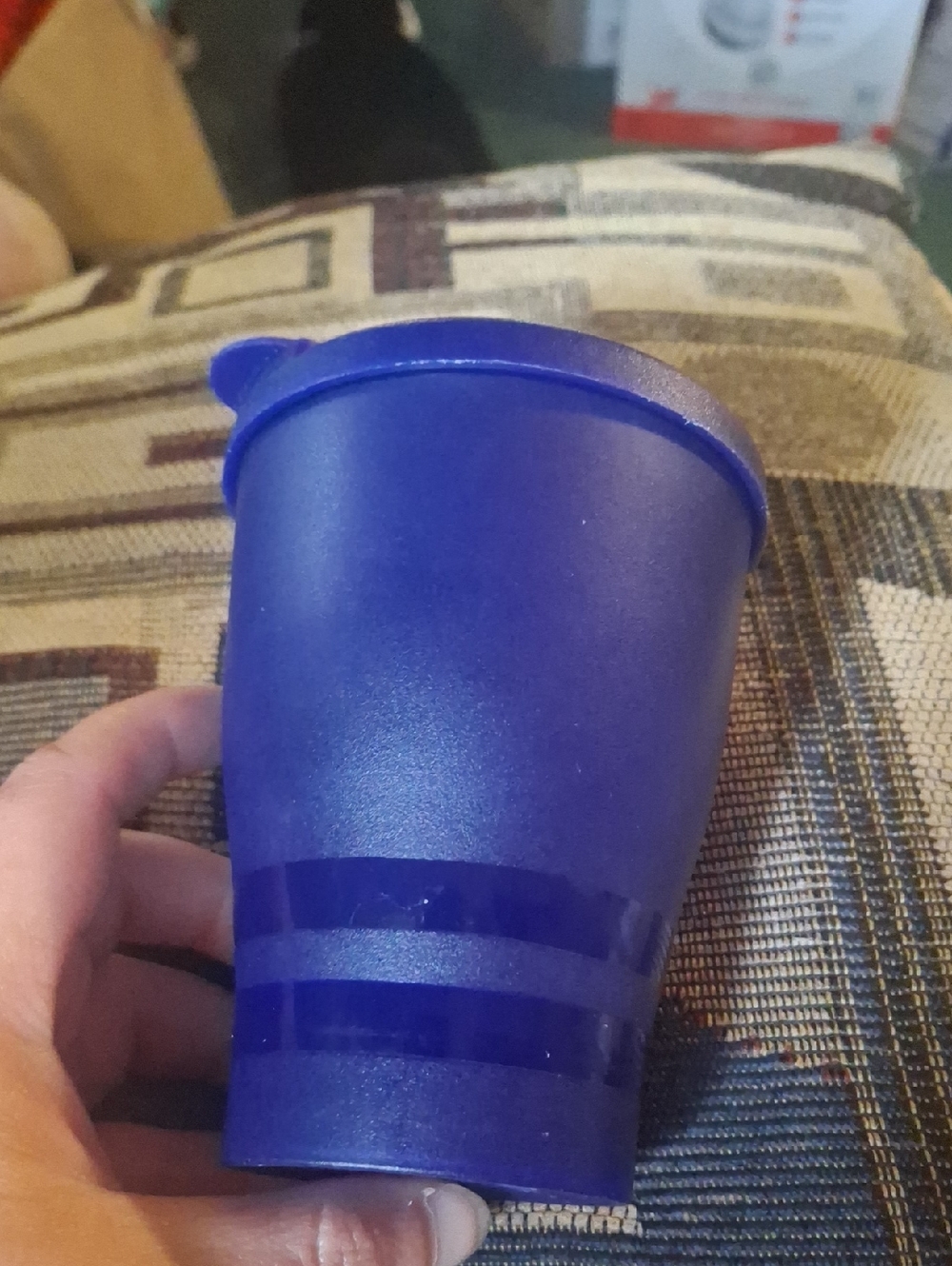 Ziploc Deep Blue Plastic Travel Cup with Lid Tabletops Straw Hole